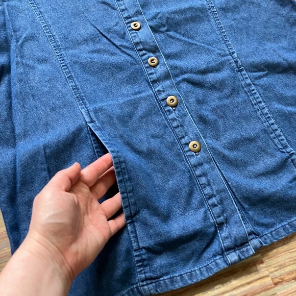 Denim Button Up Women's Shirt with Pleated Yoke Vintage 90s Cloud Nine Pockets - Picture 6 of 8